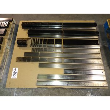 ASST. TOOLING FOR AMADA PRESS BRAKE INCLUDING GOOSENECK & ACUTE TOOLING WITH DIE SEGMENTS FROM V8 TO