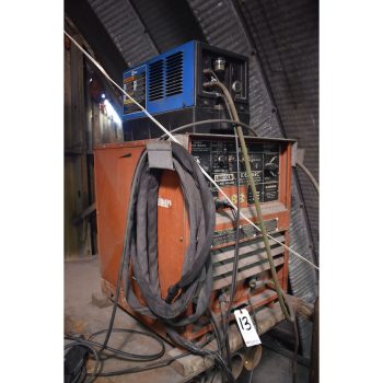 LINCOLN IDEALARC 250 AMP MODEL TIG250/250 VARIABLE VOLTAGE AC/DC ARC WELDING POWER SOURCE S/N AC-