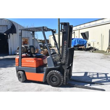 TOYOTA 3000 LB. CAPACITY MODEL 42-6FG15 LP/GAS (DUAL FUEL) FORKLIFT TRUCK S/N 405FGU18-76988 (1995),