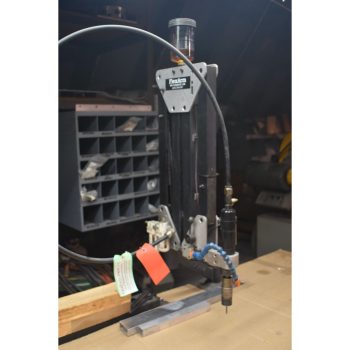 FLEX ARM PNEUMATIC TAPPER S/N 027793, WITH 58 IN. X 48 IN. STEEL TABLE