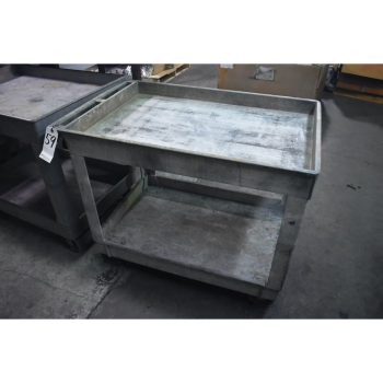 RUBBERMAID PLASTIC SHOP CART