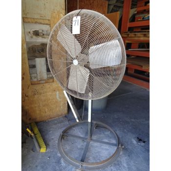 BREEZE MAKER PEDESTAL FAN