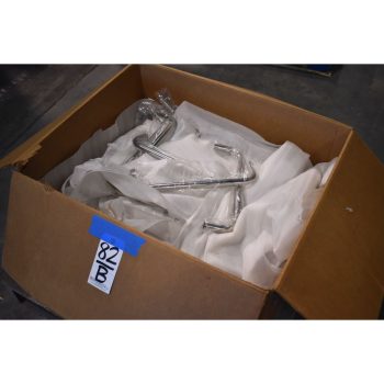 LOT OF STAINLESS STEEL GRILL HANDLES