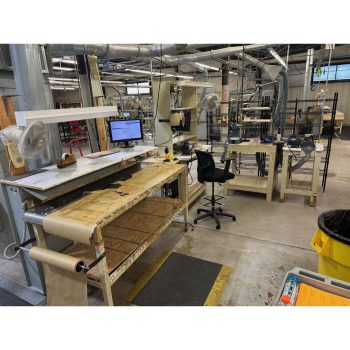 Lot of Workstation Area with Grinders, Downdraft Clean Air Station and Contents | Rig Fee $150