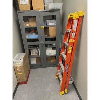 Lot of 2-Door Cabinet with Contents and Werner 6' Fiberglass Step Ladder | Rig Fee $120