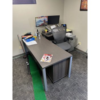 Lot of Contents of Office | Rig Fee $325