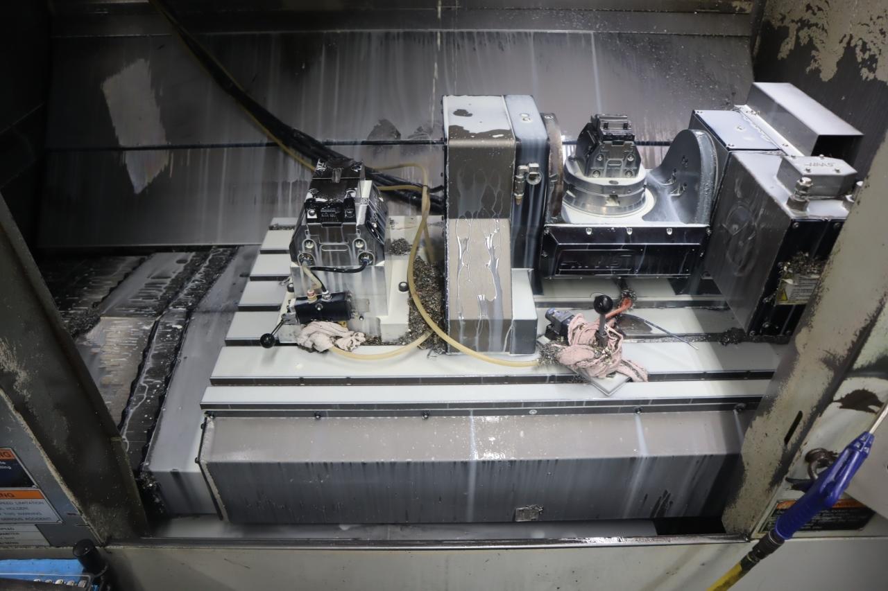 Mori Seiki SV-50 CNC Vertical Machining Center - Image 10