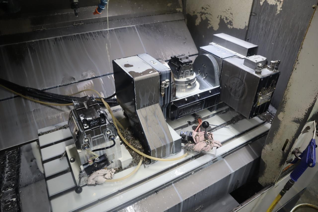 Mori Seiki SV-50 CNC Vertical Machining Center - Image 5