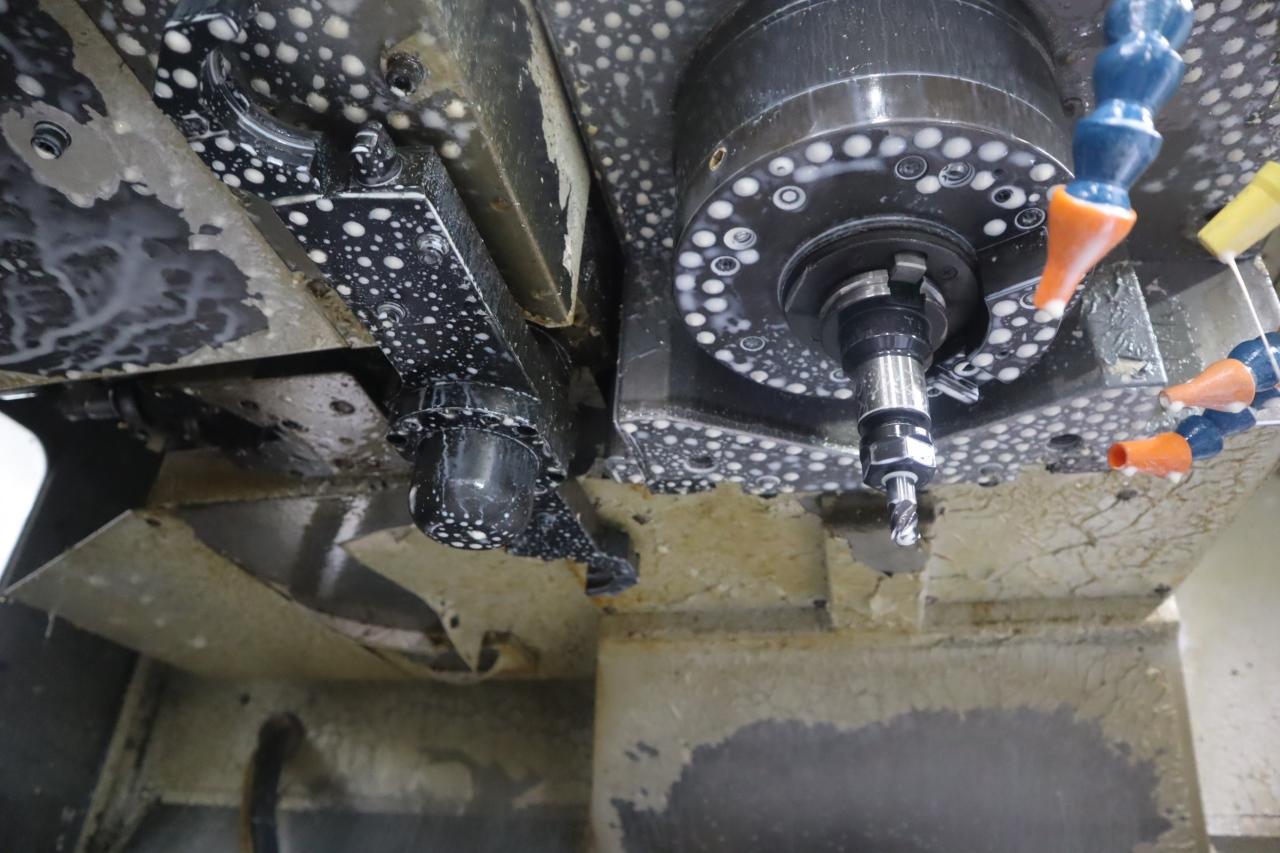 Mori Seiki SV-50 CNC Vertical Machining Center - Image 14