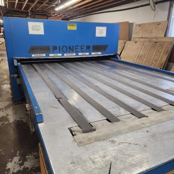 Pioneer Flatbed Die Cutter 80"