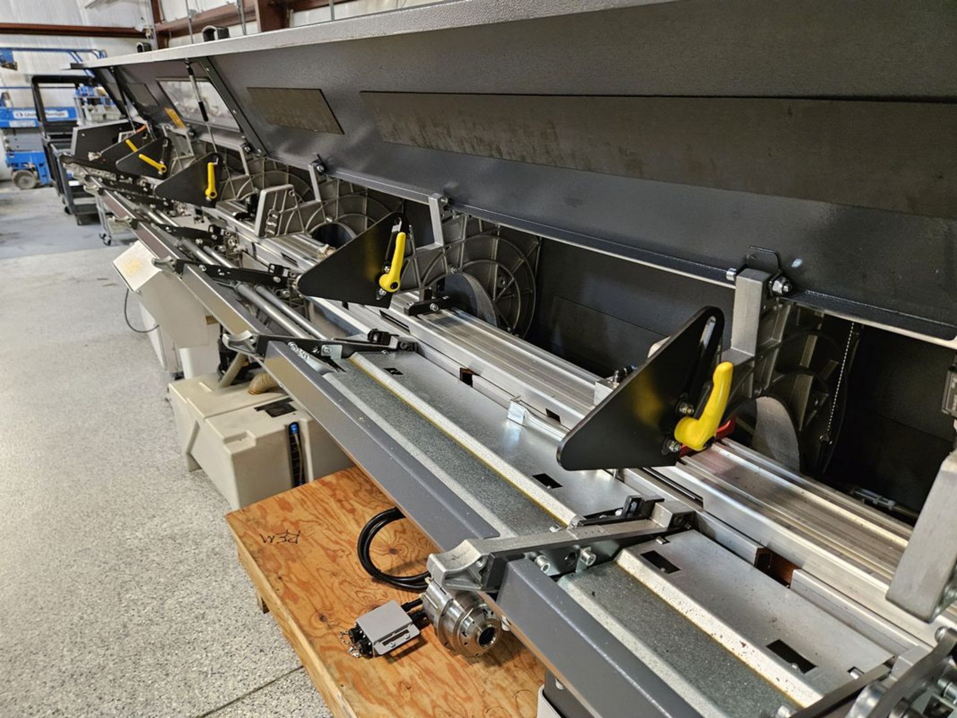 Tsugami BW329Z 9-Axis Swiss-Type CNC Automatic Lathe - Image 19