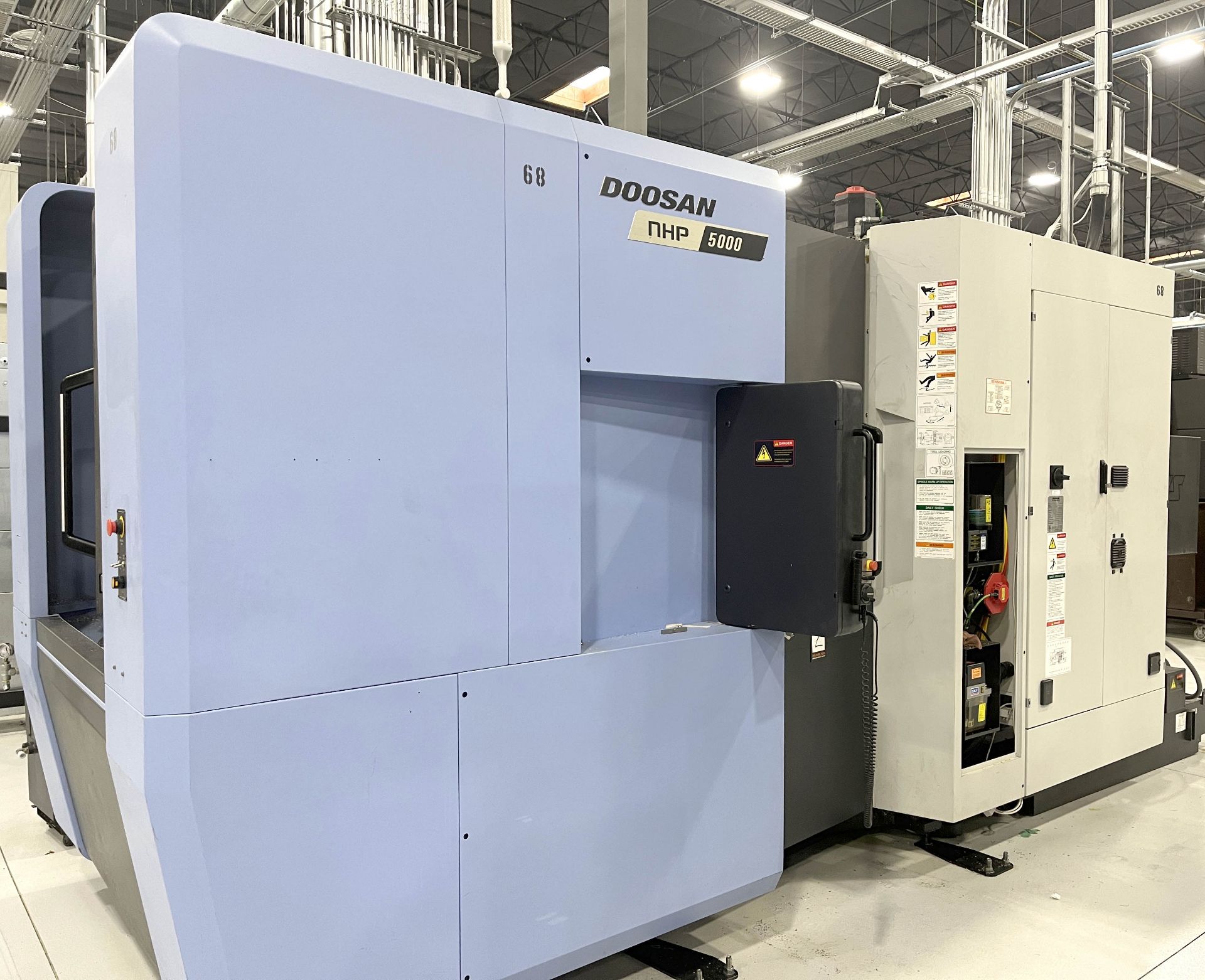 2019 Doosan Model NHP 5000 Dual Pallet CNC Horizontal Machining Center - Image 4