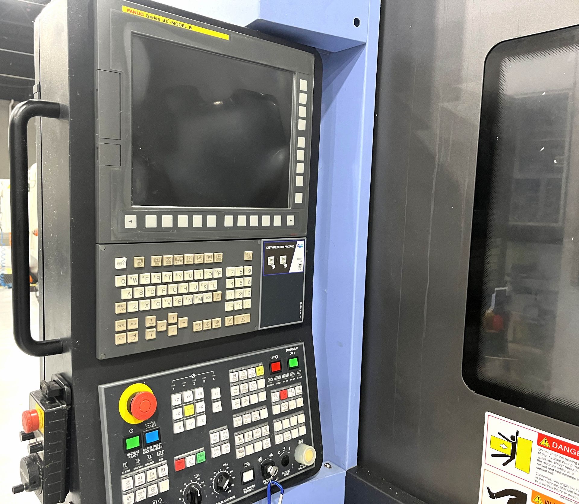 2019 Doosan Model NHP 5000 Dual Pallet CNC Horizontal Machining Center - Image 7